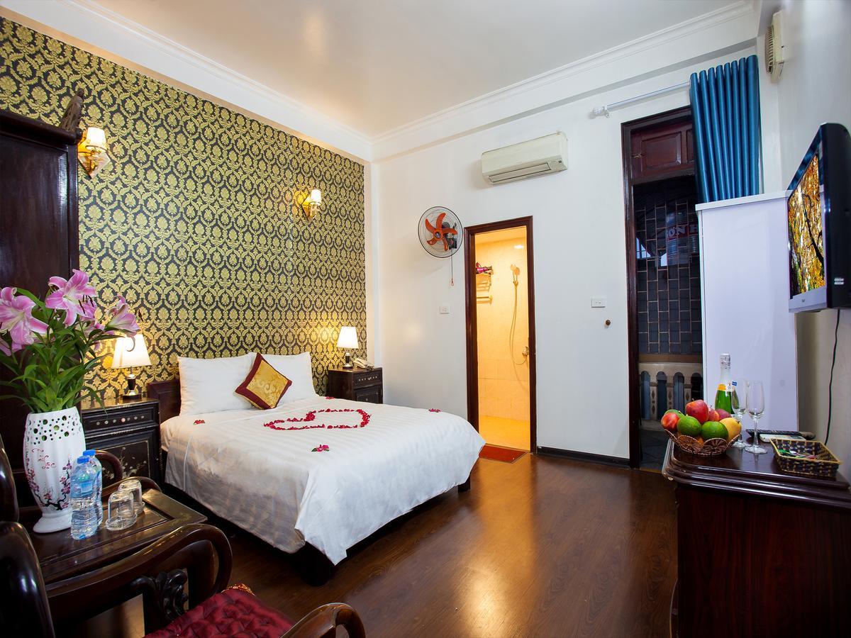 Phuong Trang Hotel Hanoi Buitenkant foto